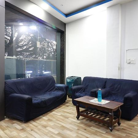Hotel Abhimani Inn Bangalore Buitenkant foto
