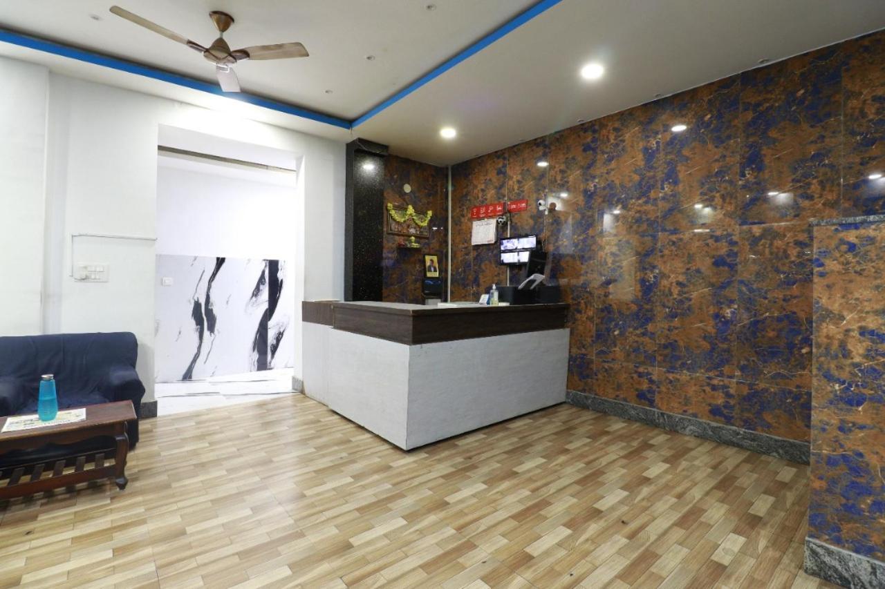 Hotel Abhimani Inn Bangalore Buitenkant foto